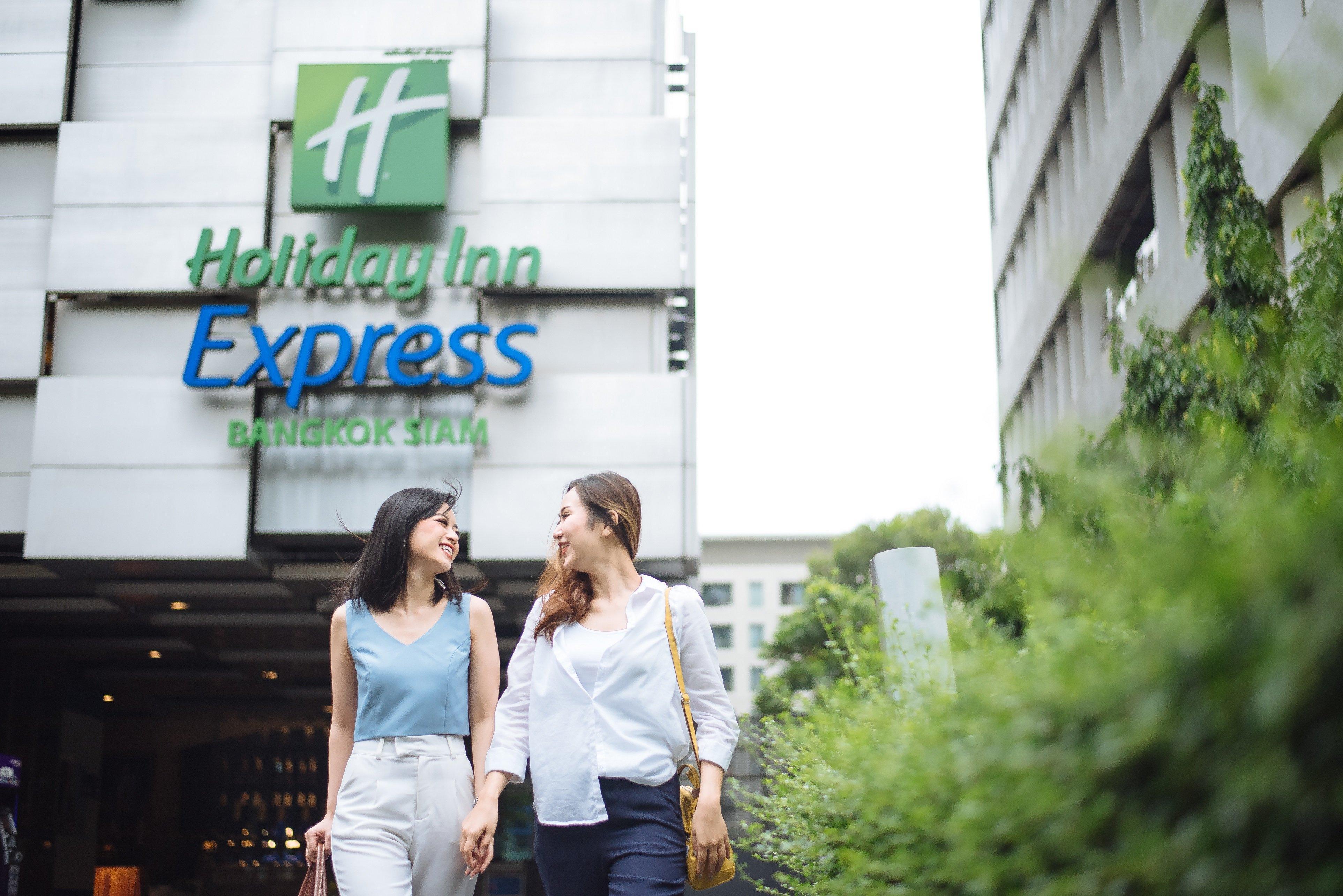 Holiday Inn Express Bangkok Siam, An Ihg Hotel Exteriör bild