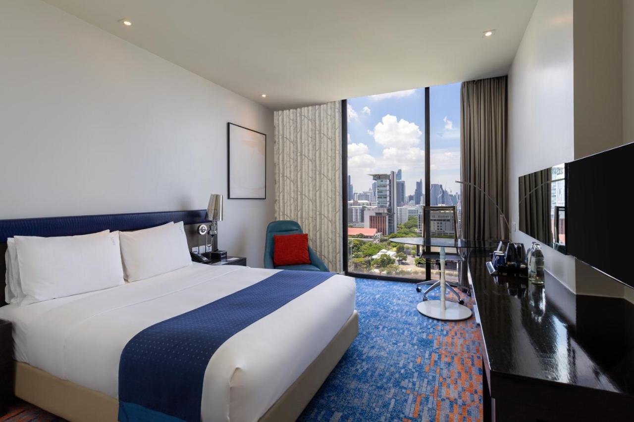 Holiday Inn Express Bangkok Siam, An Ihg Hotel Exteriör bild